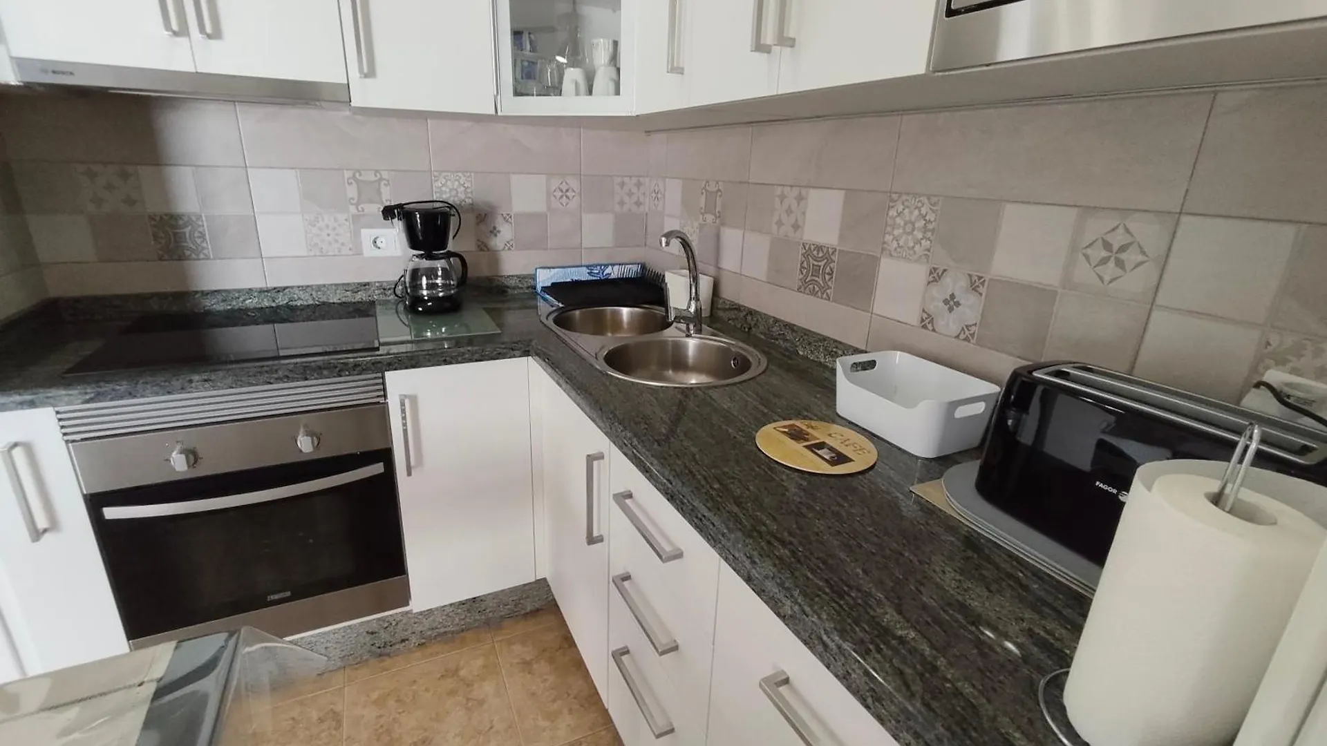Sea Carnation Well Located, Pool & Terrace Apartment Los Pocillos 0*,  Spain