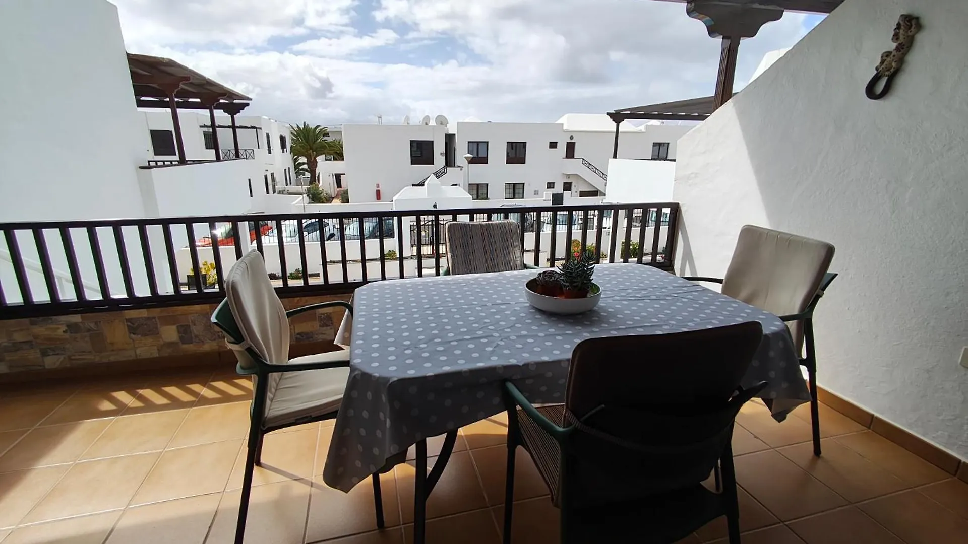 Sea Carnation Well Located, Pool & Terrace Apartment Los Pocillos 0*,  Spain