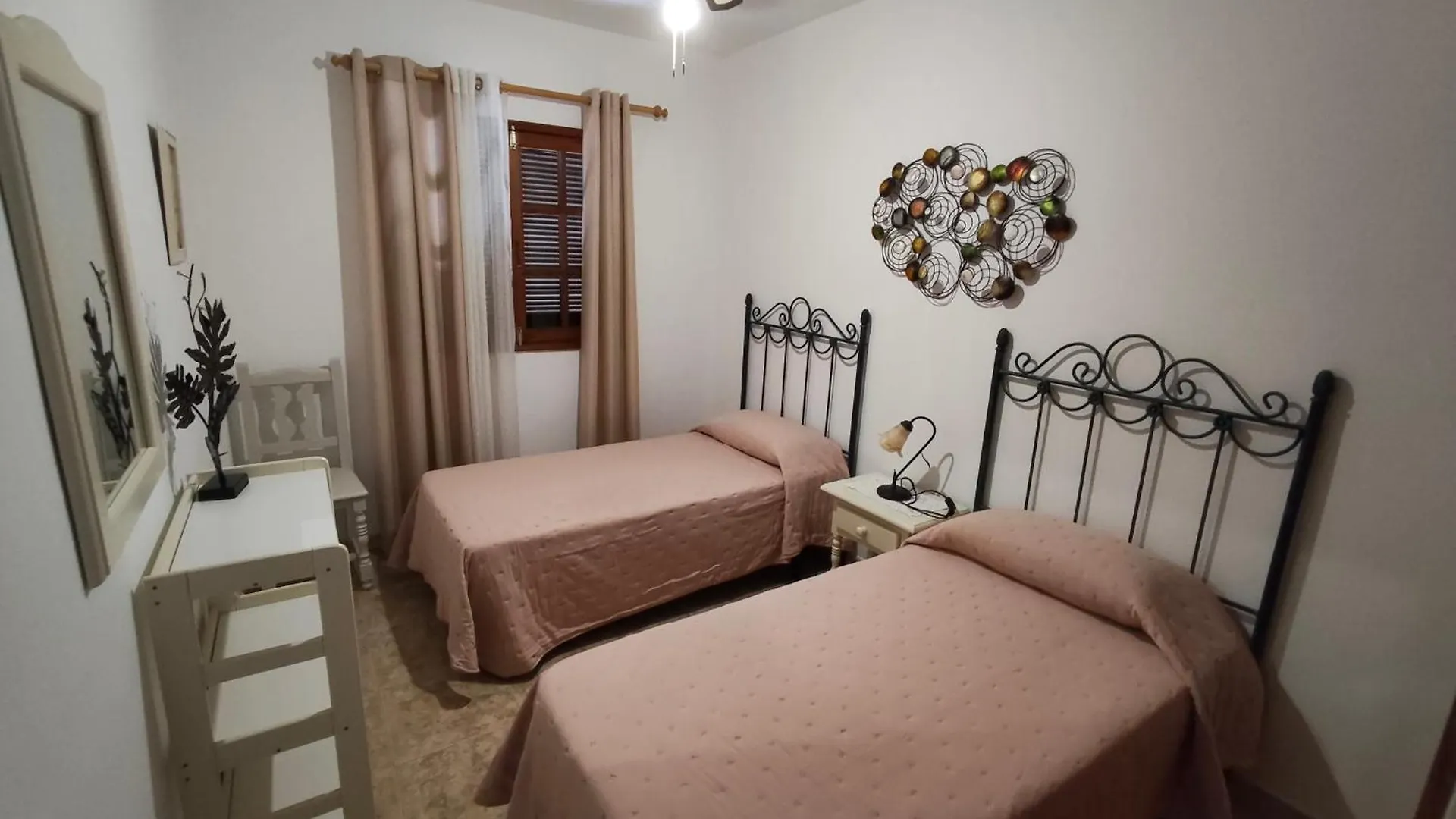 Sea Carnation Well Located, Pool & Terrace Apartment Los Pocillos Spain