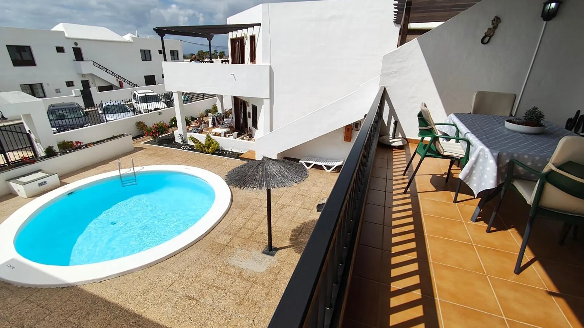 Sea Carnation Well Located, Pool & Terrace Apartment Los Pocillos